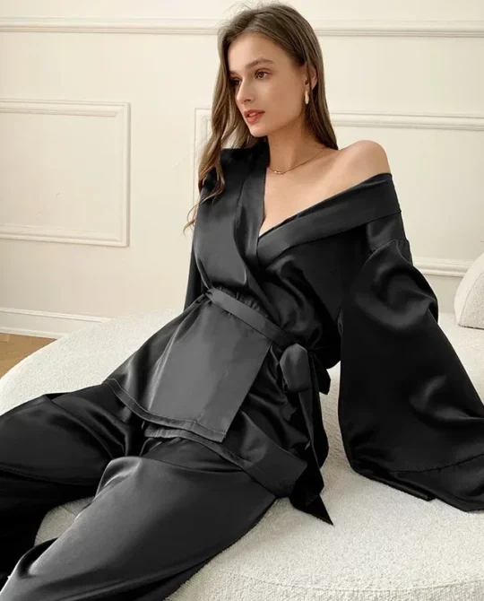 Comfartable Solid Full Sleeves Loungewear Satin Set